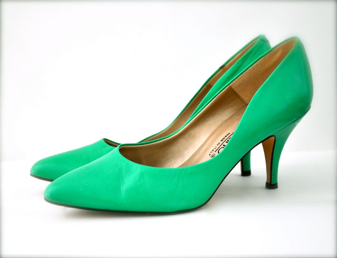 Vintage mint green womens shoes pumps heels spring bandolino 7