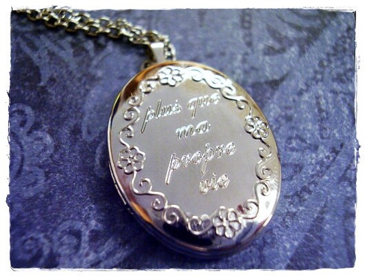 Renesmee's Locket Charm Necklace in Silver with a Delicate