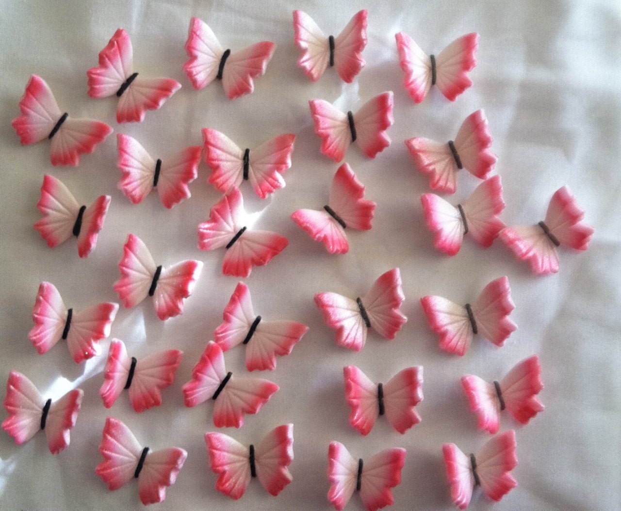 Edible Gum Paste Pink Butterflies Cake Decorations