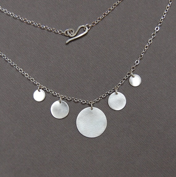Silver 22 Five Disc Necklace