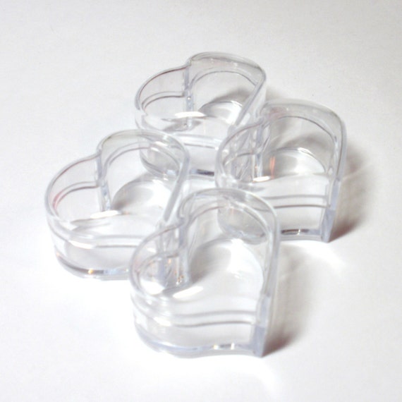 Small Heart Containers/ Boxes. Clear 4