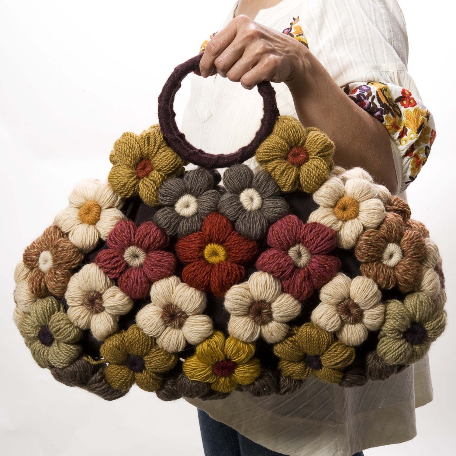 SALE crochet flower purse by bythesoundingsea on Etsy