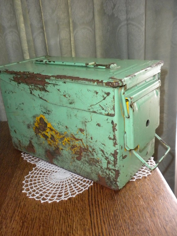 Vintage Chippy Paint Ammo Box