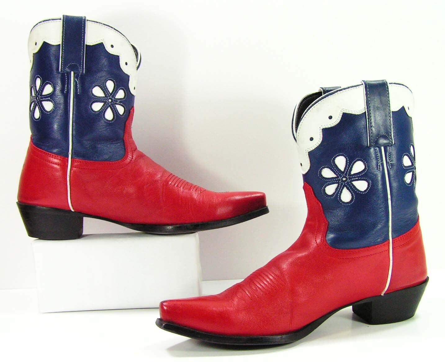 cowboy boots womens 7.5 B M red white blue western wear ladies