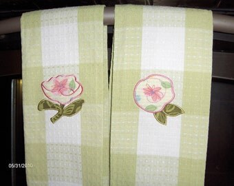 Two Longaberger fabric kitchen towels-FLORAL BLOOMS