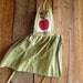 vintage apron / bib apron / womens apron dress / apple picking time autumn, fall fashion