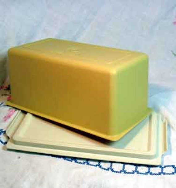 Tupperware Butter or Cheese Keeper Harvest Gold