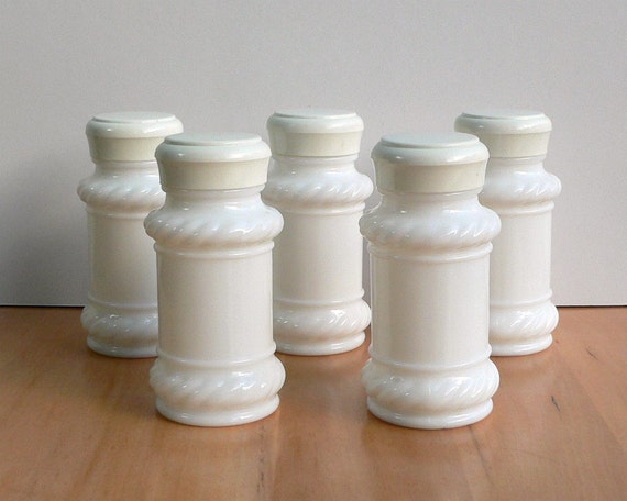 Vintage milk glass spice jars bud vases set of five 5 screw