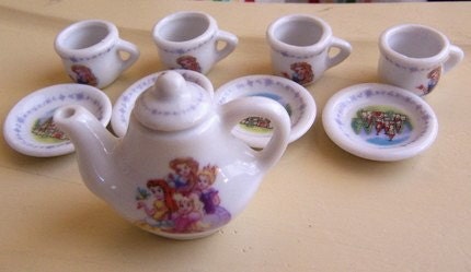 little tea set