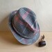 Mid-Century Mad Men Gray and Red Fedora Hat - Men's Size 7.5