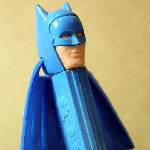 batman pez dispenser with cape