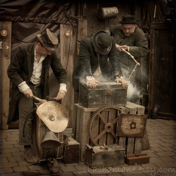 Wheels cogs circles cranks and a smoking box 5x5 Steampunk