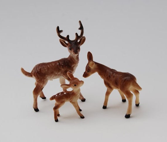 plastic deer figurines bulk