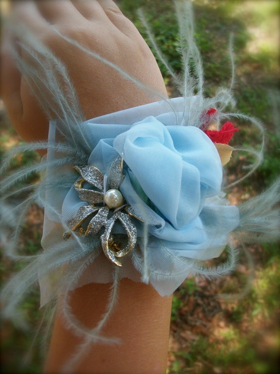 Items similar to Flower Girl Wristlet CUSTOM on Etsy