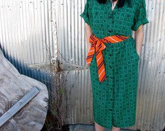 Vintage 1980s GREEN PREPPY Printed Poly DRESS