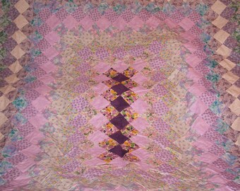 Free Shipping! Violet Trip Around the World Quilt Top with bindings and backing. 81 x 100 inches.