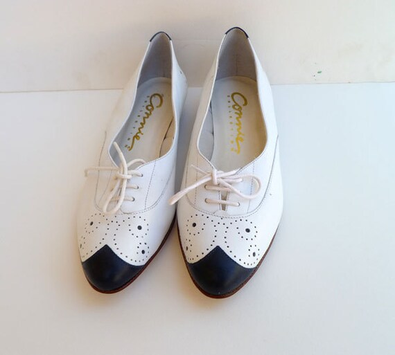 Wingtip Womens Spectator shoes Connie 7.5