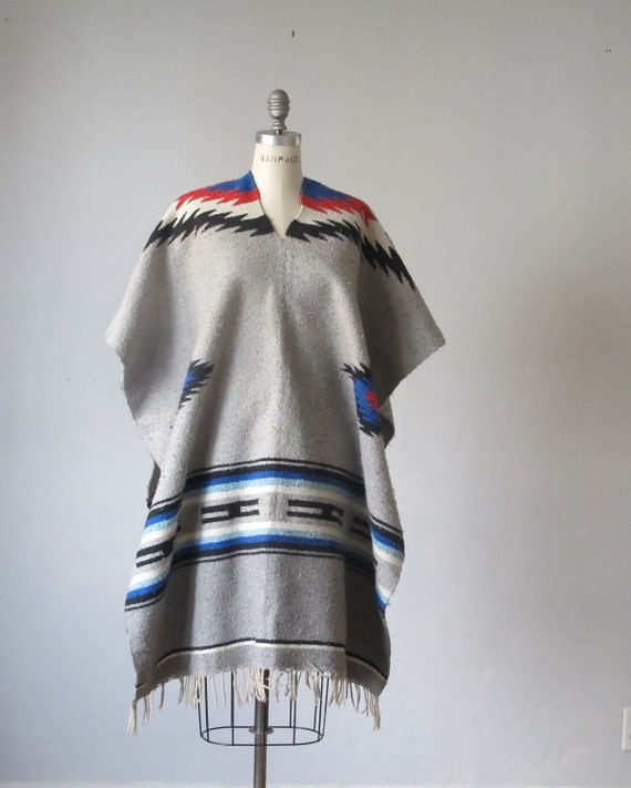 Items similar to Poncho / Navajo / Blanket / Wool / Top / Stole / Wrap ...