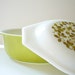 Vintage Pyrex Serving Dish / Verde Mistletoe Casserole