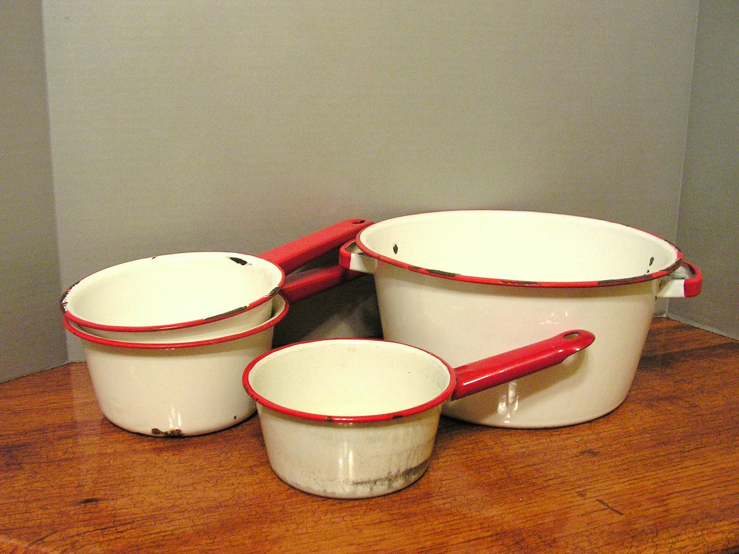 Vintage Pots And Pans 50