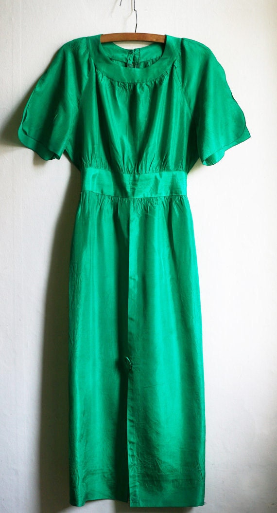 Emerald Isle Green silky bombshell Dress