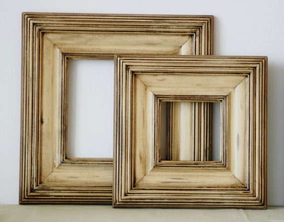 16x20 Distressed Wood Picture Frame / Antique by ArtCityFrames