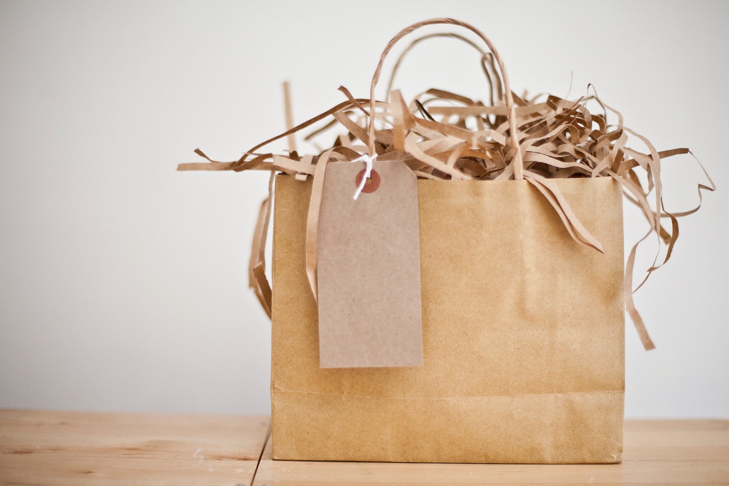 Shredded Brown Kraft Paper for Gift Baskets Shipping and