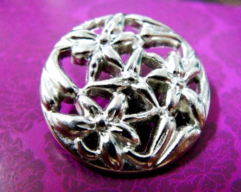 Metal Buttons - Bouquet Metal Buttons , Shiny Silver Color , Openwork , Shank , 1 inch , 7 pcs