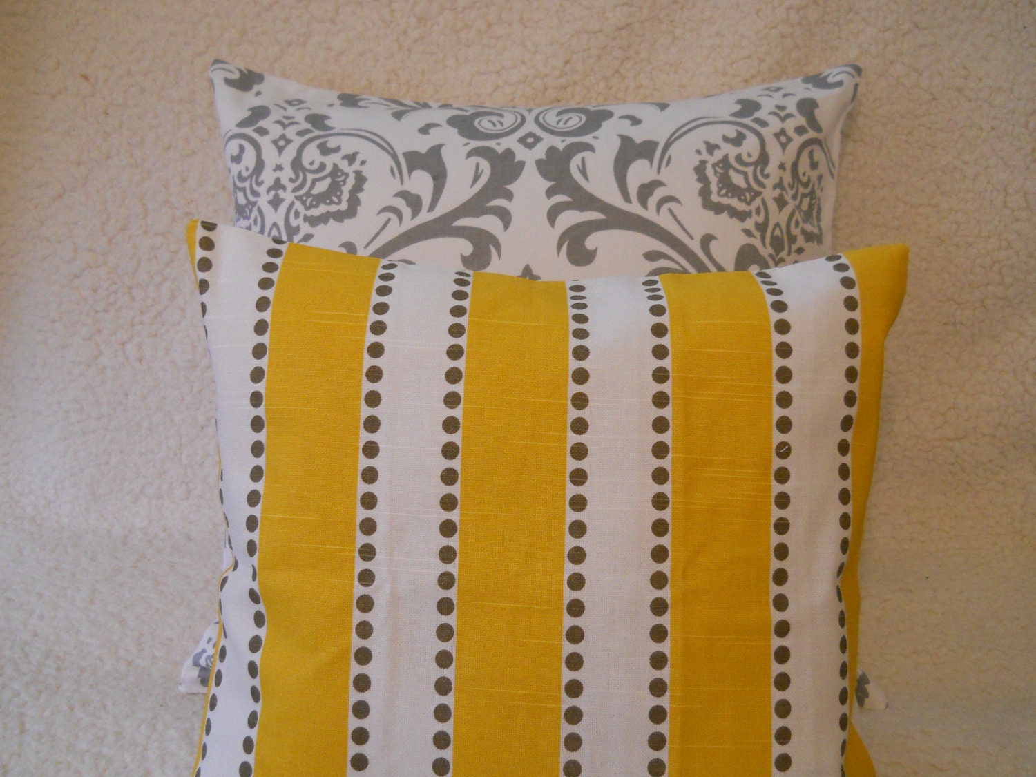 New Two 16 x 16 Pillow Covers Premier Prints Grey Damask