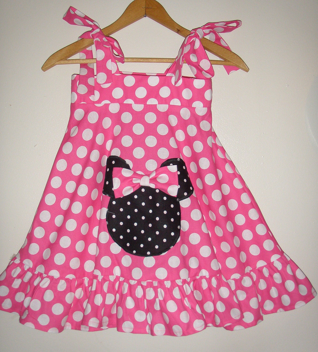 minnie mouse pink polka dot dress