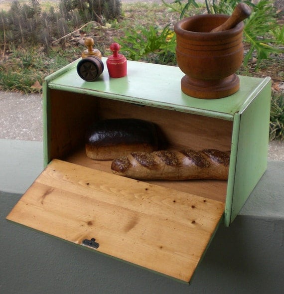 Vintage Wooden Bread Box Primitive Cottage Cabin by redshedvintage