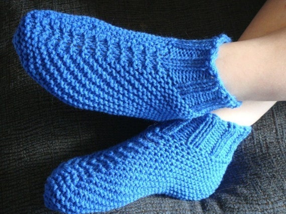 Adult Quick and Easy Knit Bootie Slipper by knittingneedler