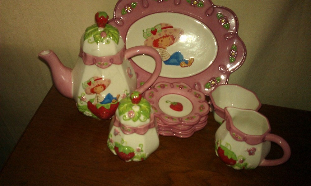 strawberry shortcake bowling set