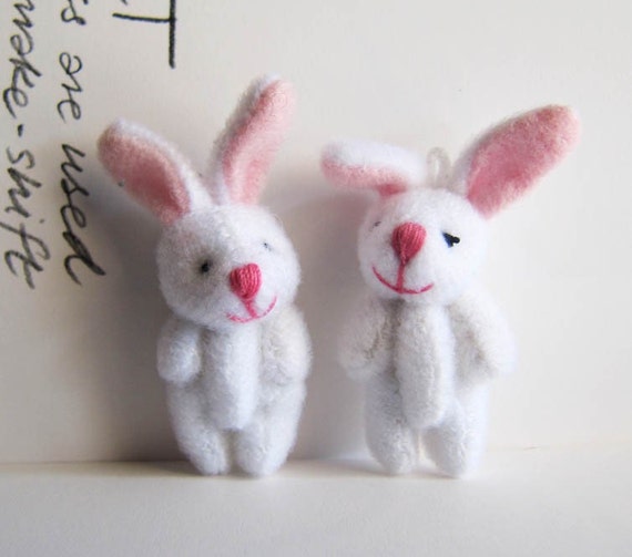1pair White Rabbit Miniature Toy 5cm