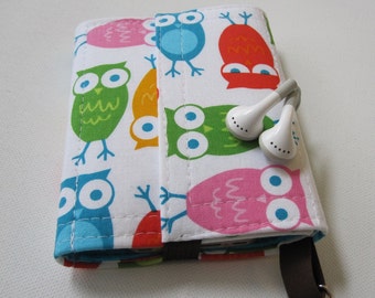 Nerd Herder gadget wallet in Owlish for iPod, Android, iPhone 6, camera, earbuds, SD cards, USB, extra batteries, guitar picks,