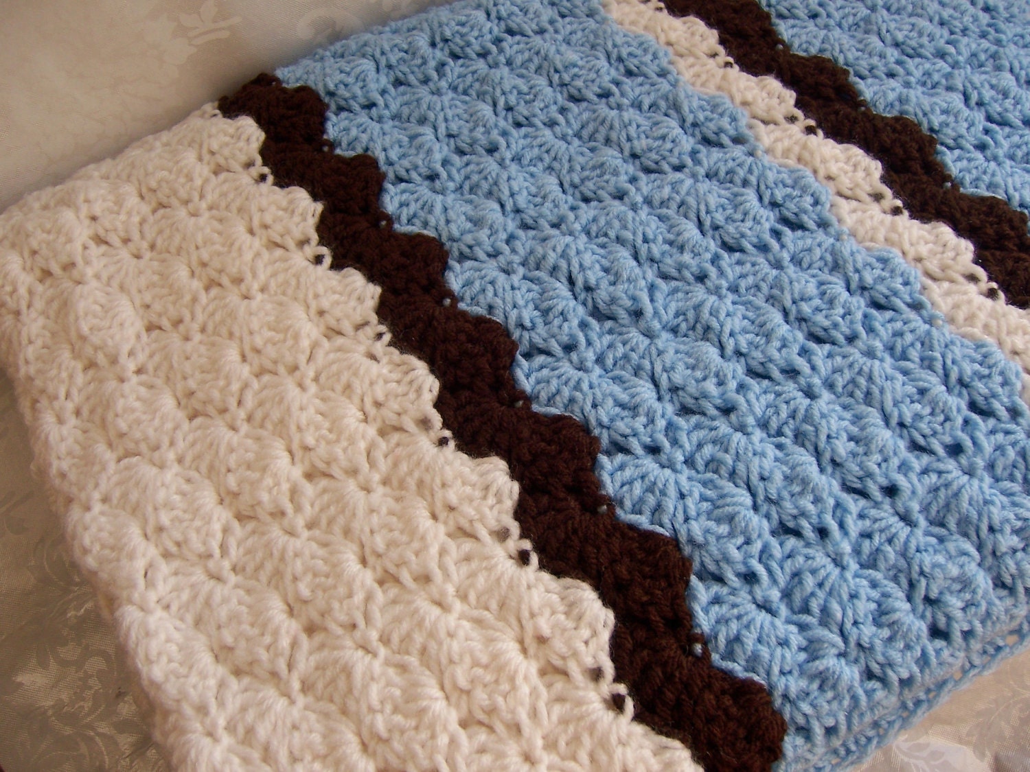 Sale Crochet Baby Blanket Shell Pattern in Baby Blue