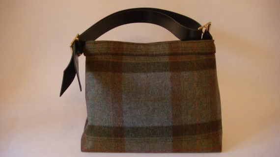 Tartan messenger purse/bag by Scotswhahae on Etsy