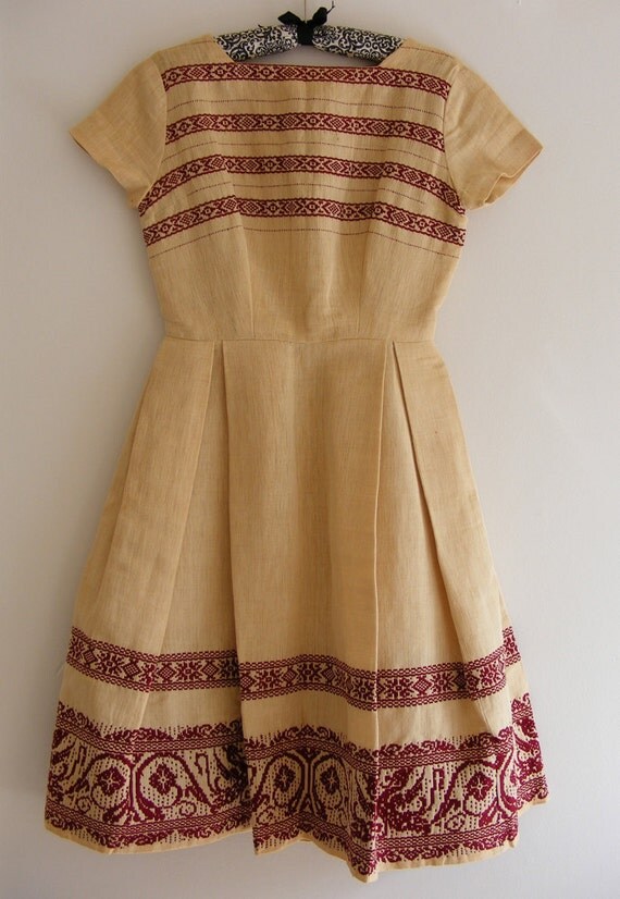1950's tapestry folk dress. Detailed burgundy hand