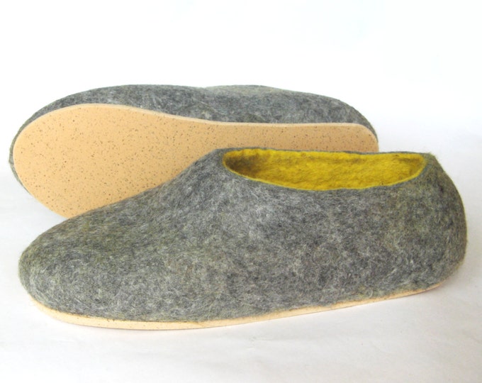 Felted Wool Slippers - Mens Wool Boots - Minimalist Shoes - Rubber Soles - Mens Shoes - Christmas in July - Gift for Him