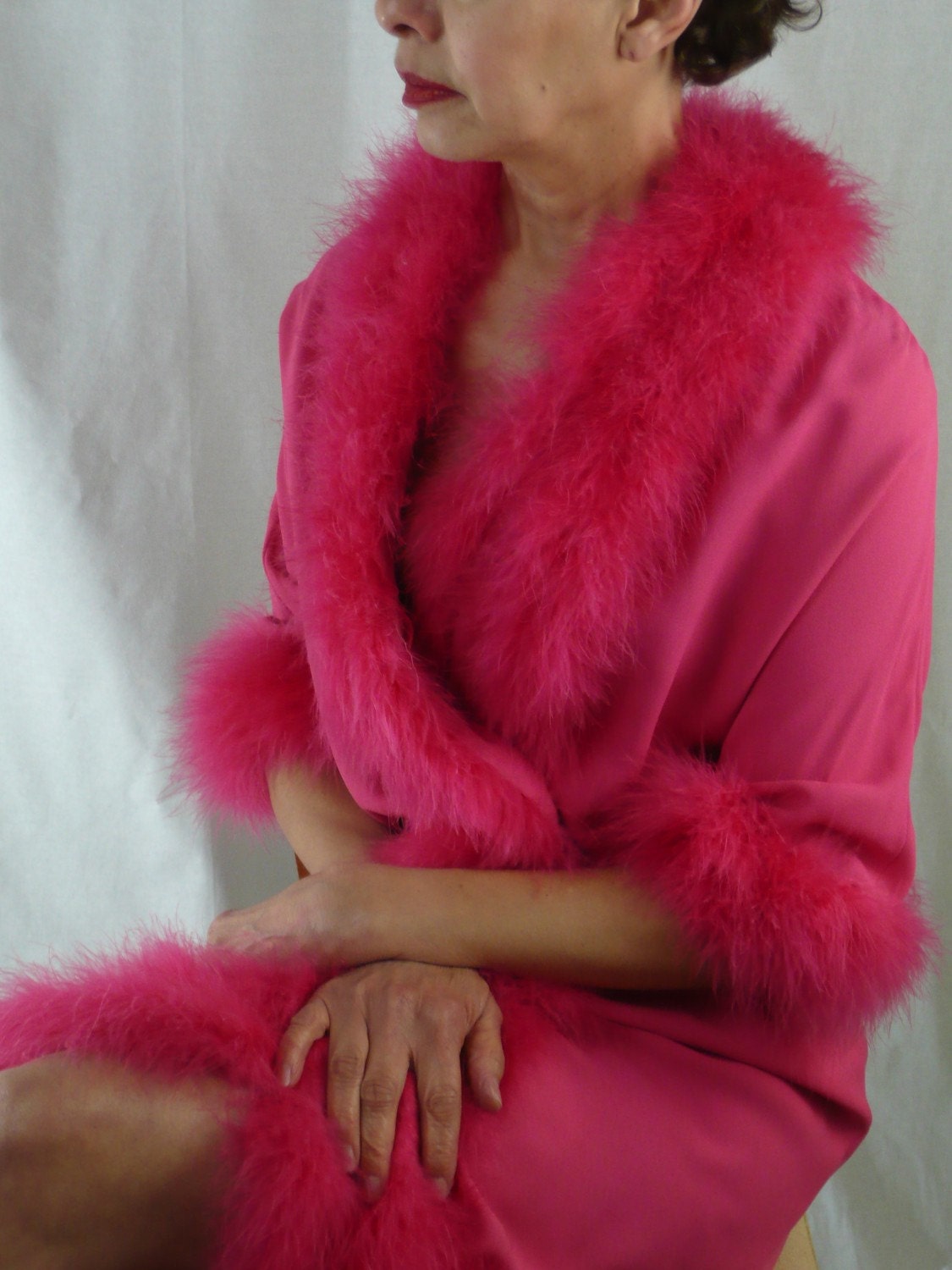 LINGERIE SAKS Fifth Avenue sexy hot pink BOUDIOR robe