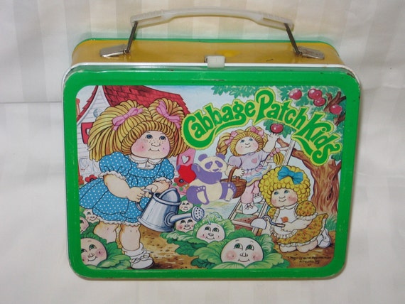 vintage 1983 cabbage patch kids metal lunchbox by SAVEALOTSHOP