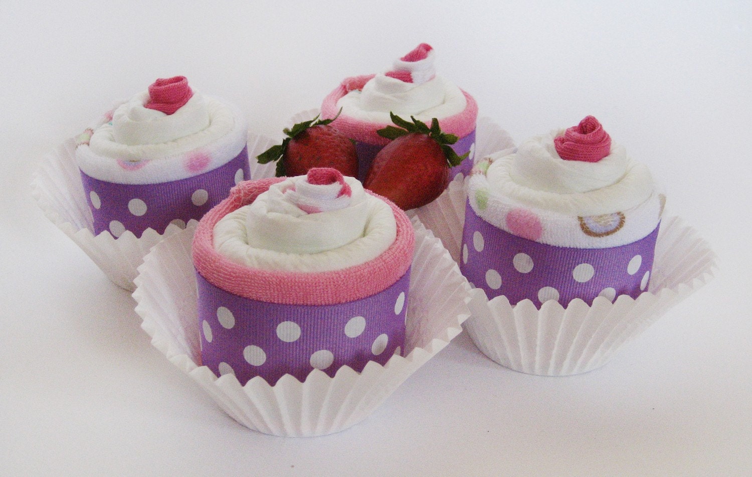 Diaper cupcakes Baby Shower Gift YUMMY CUPCAKES set of 4