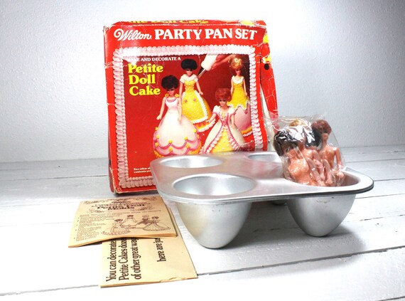 doll cake pan set