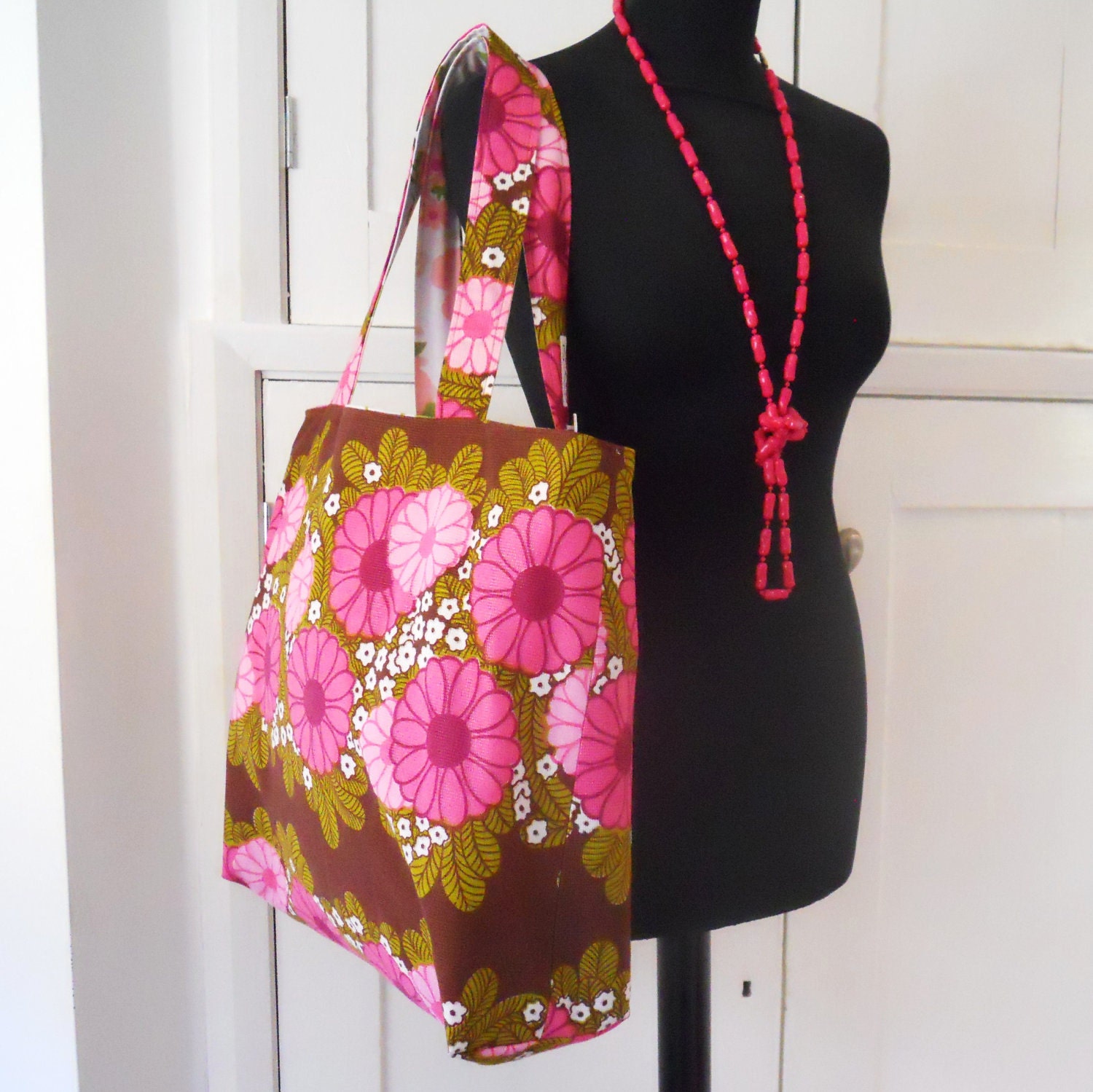 Retro Shopping or Beach Bag Pink 60s Flower Power by WittyDawnUK
