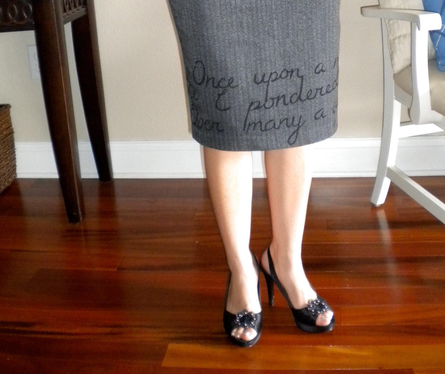 Edgar Allan Poe Skirt The Raven Womens Small Size 4 by calicoowls