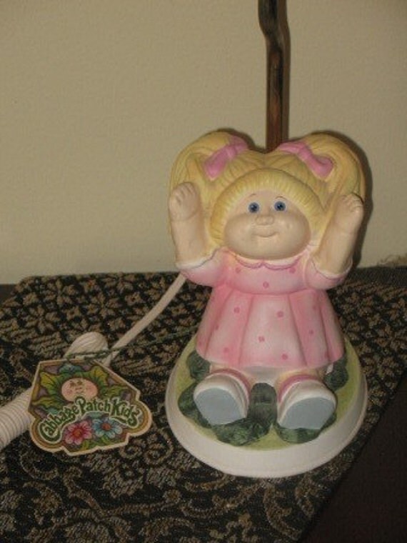 Vintage Cabbage Patch Doll Lamp /1983