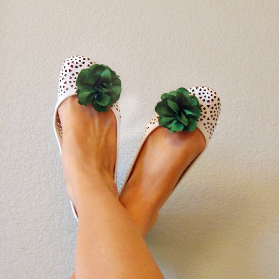 Items similar to Fabric Flower Shoe Clips Emerald Green Ruffle on Etsy