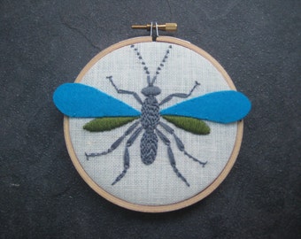 Wasp. hand embroidered. home decor. hoop art. wall wear. steampunk. children's room decor. housewarming gift. hand embroidered by mlmxoxo