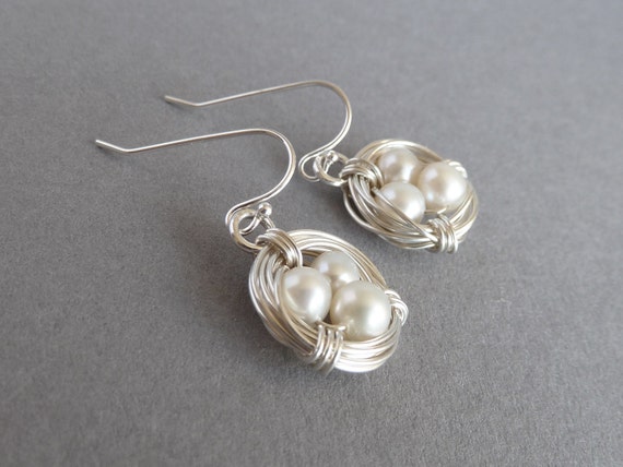 Silver and Pearl Bridal Jewelry Ivory Freshwater Pearl and