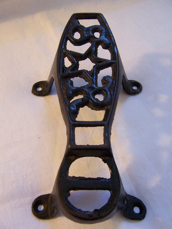 Vintage Early 1900's Cast Iron Shoe Shine Foot Rest Star